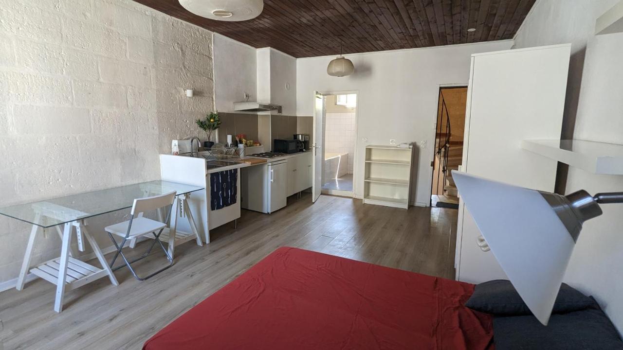 Hypercentre, Place Pie, Residence Amphoux Charmants Appartements Ou Studio Proche De La Gare Parkings Et Palais Des Papes アヴィニョン エクステリア 写真